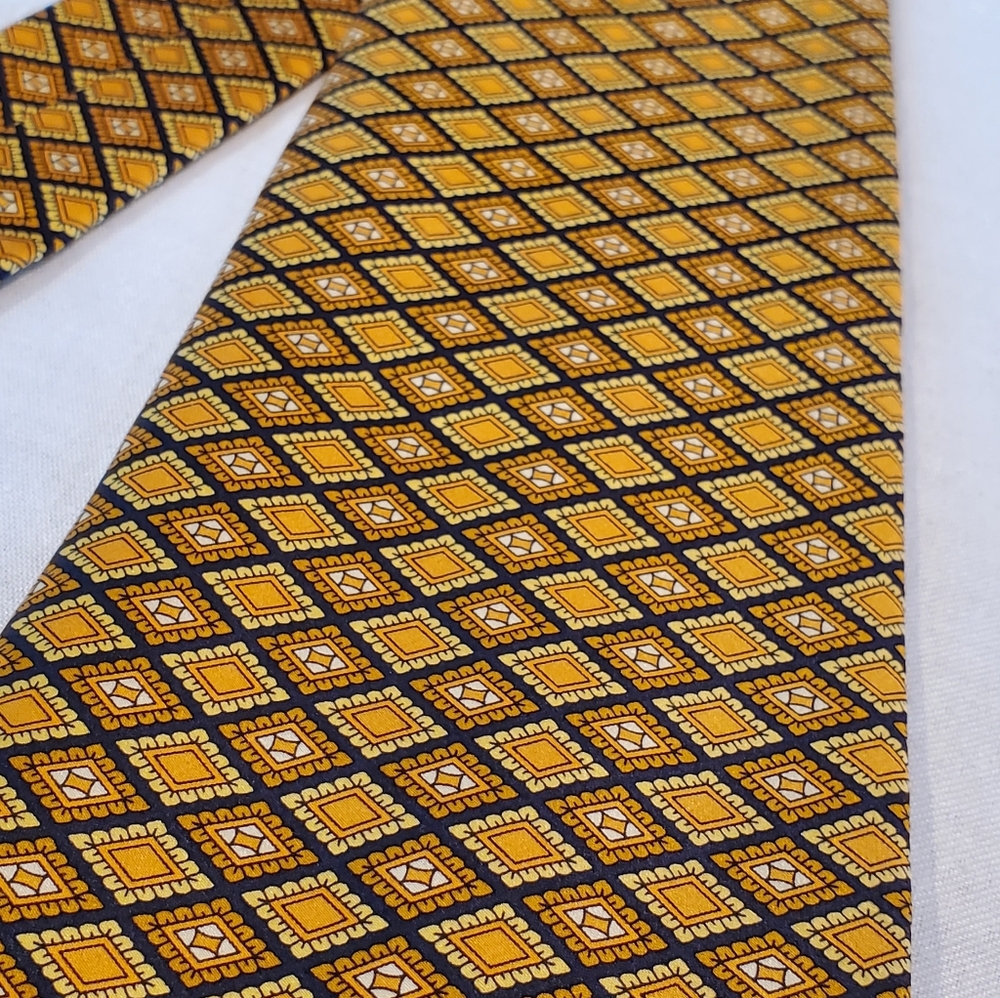 Beautiful Italian tie!